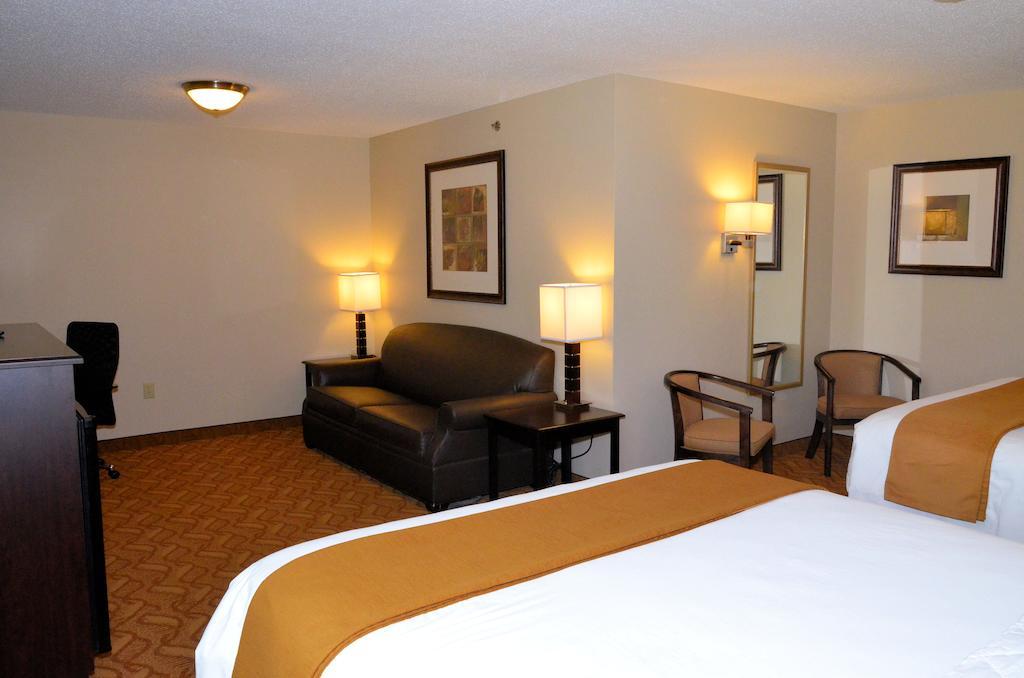 Cobblestone Inn & Suites - Лейк-Вью Номер фото